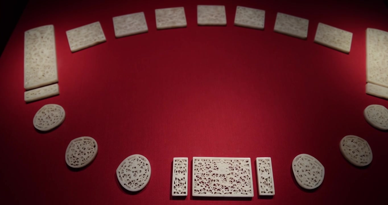明晚期龙纹玉带，南京博物院藏视频素材