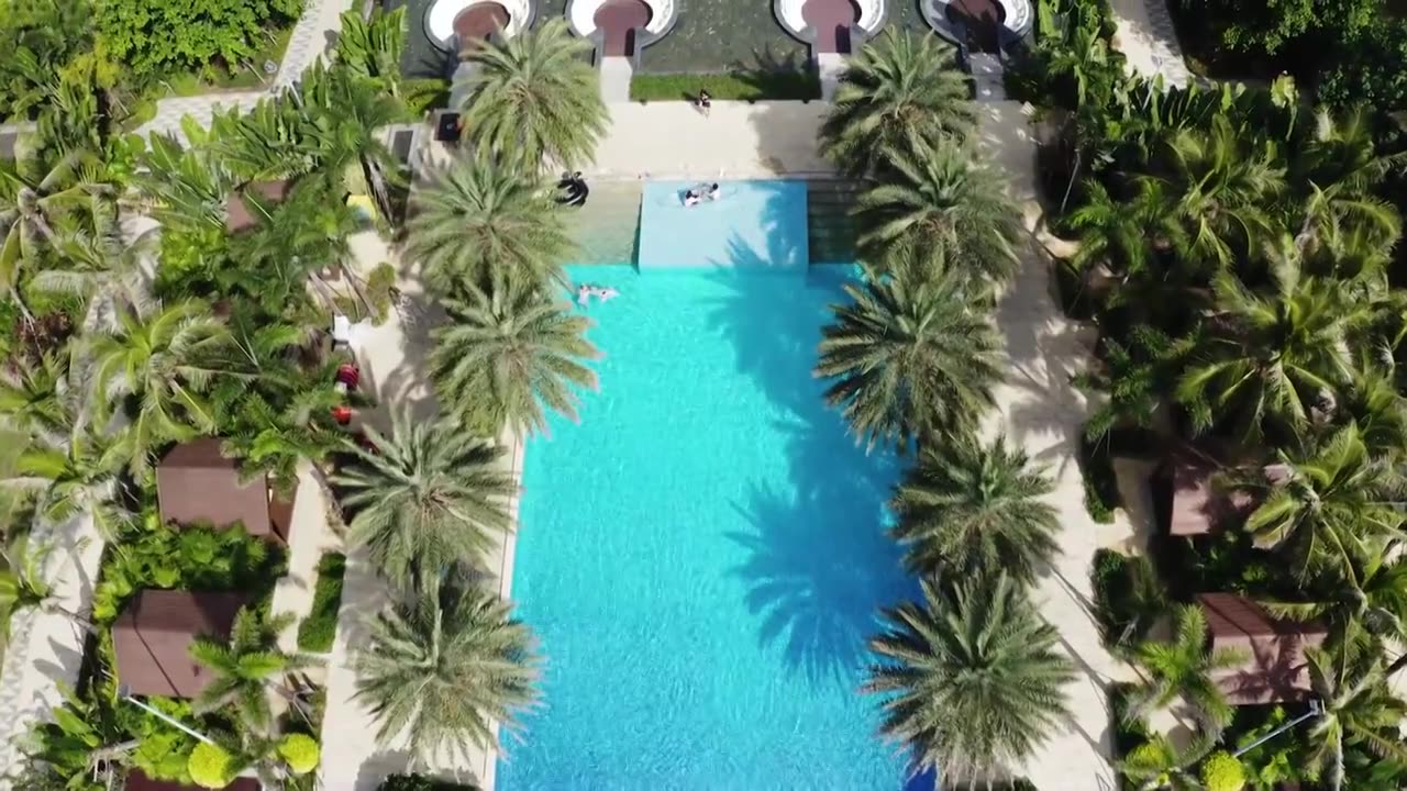 别墅酒店大型游泳池4K视频下载