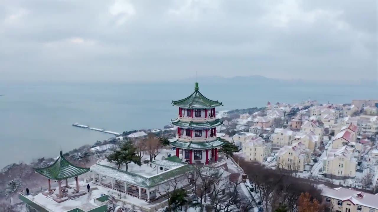 青岛小鱼山公园雪后航拍视频素材