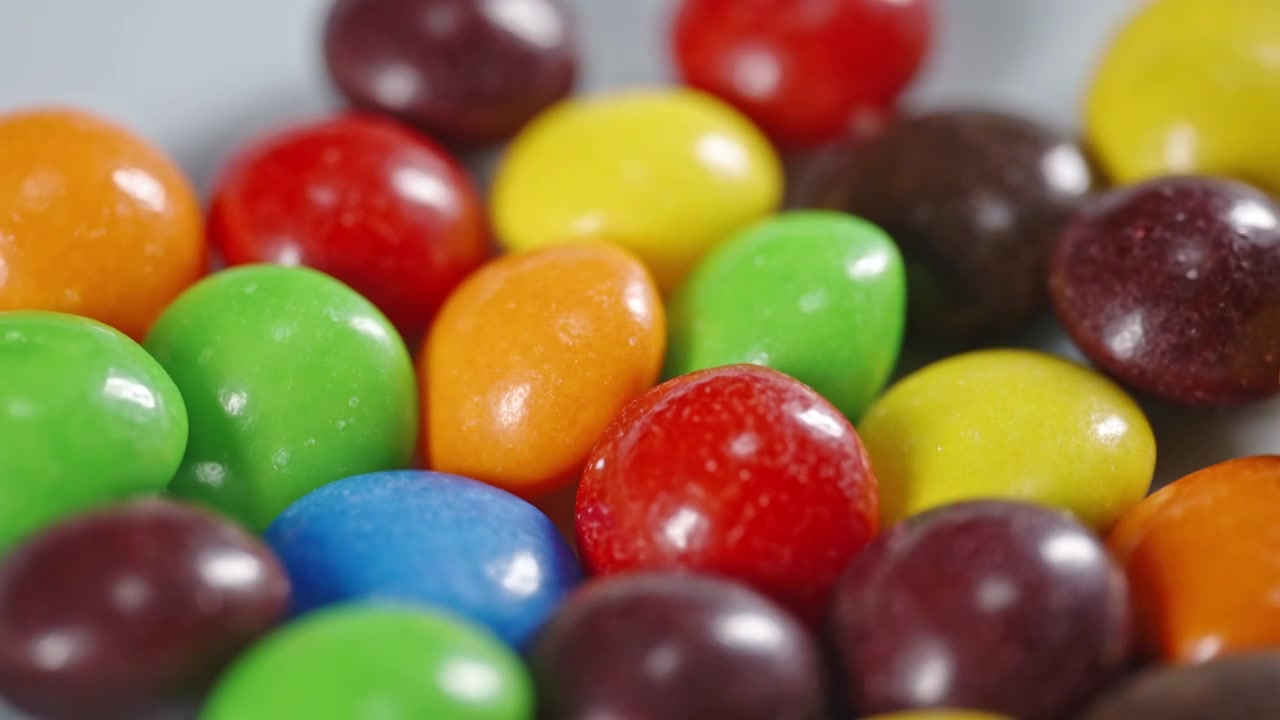 彩虹糖糖果巧克力豆特写视频下载