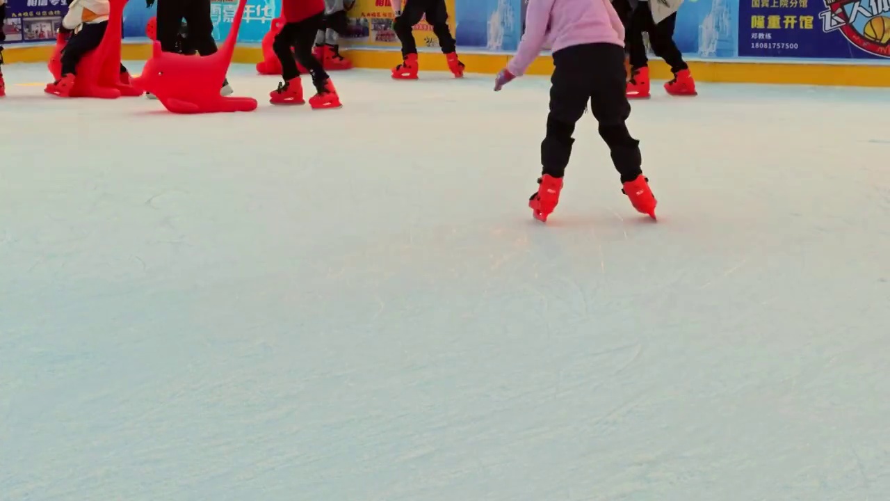 冬季 滑雪 滑冰 运动视频下载