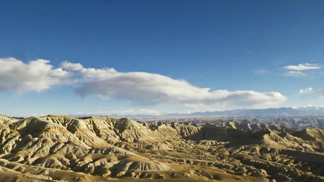 西藏阿里地区札达土林自然风光视频下载