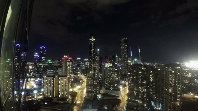 俯瞰现代城市墨尔本的夜晚视频素材