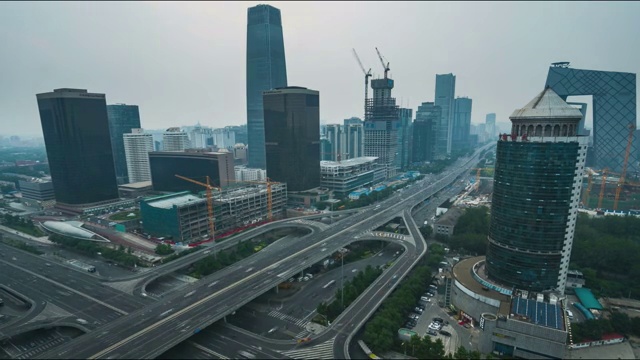 TL ZO 重度污染下的北京国贸桥CBD日转夜延时摄影视频素材