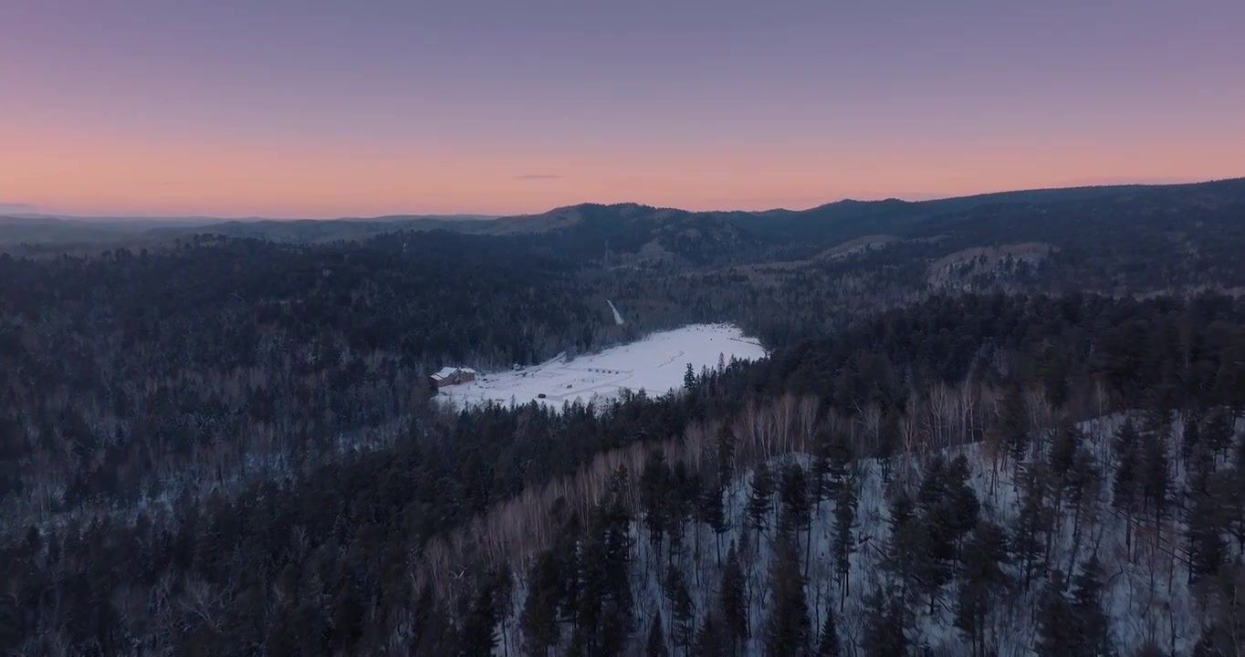 航拍4A景区五营国家森林公园红松日落景观视频下载