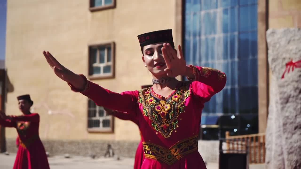 新疆民族舞蹈人文唯美短片4K视频下载