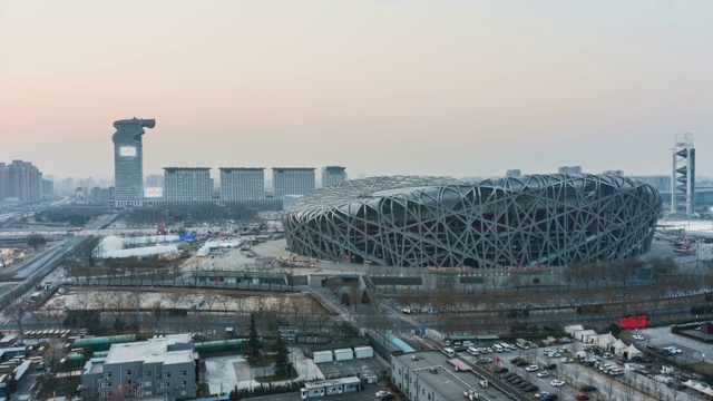 日转夜 固定镜头 鸟巢中国国家体育场延时摄影 The bird nest China national stadium day to night timelapse视频下载