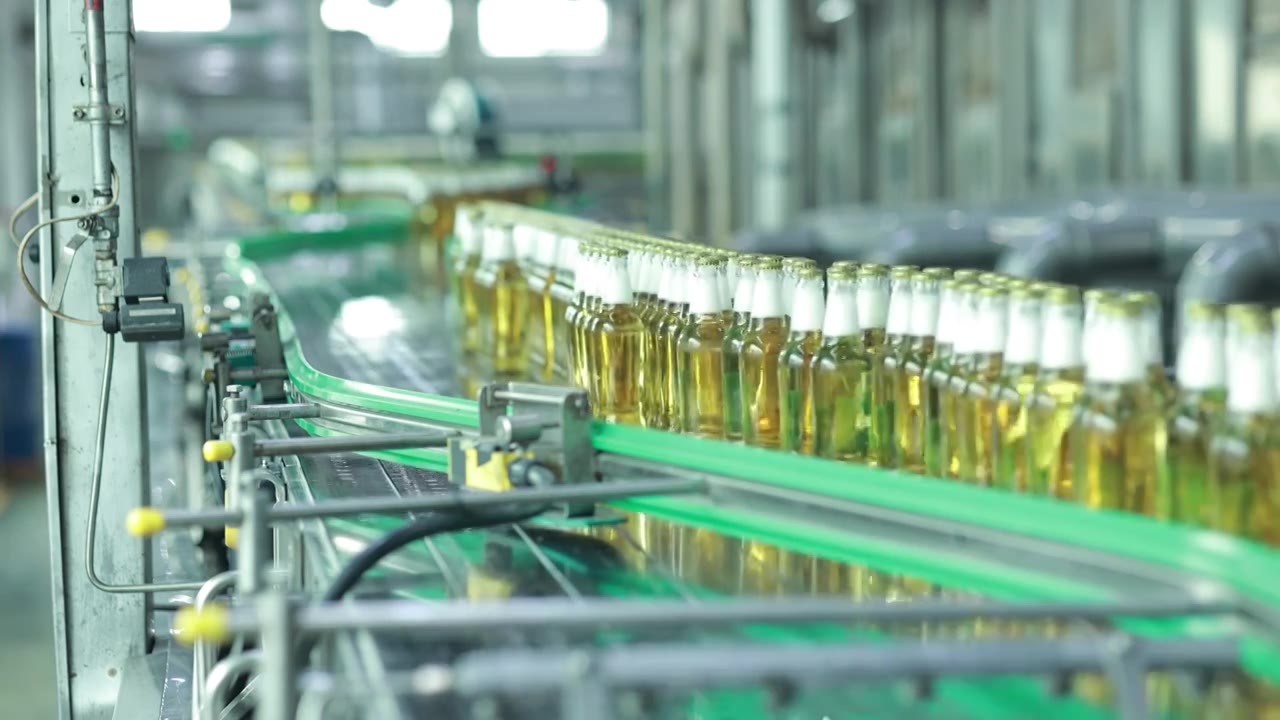 啤酒厂自动化生产流水线4K素材视频素材