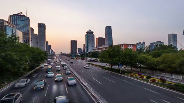 北京国贸傍晚风景移动拍摄视频素材