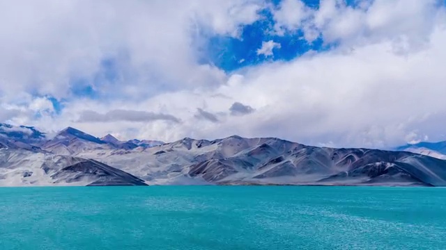 新疆布伦口沙湖视频下载