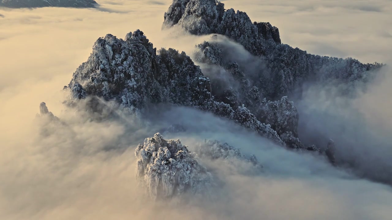 黄山冬雪云瀑视频素材