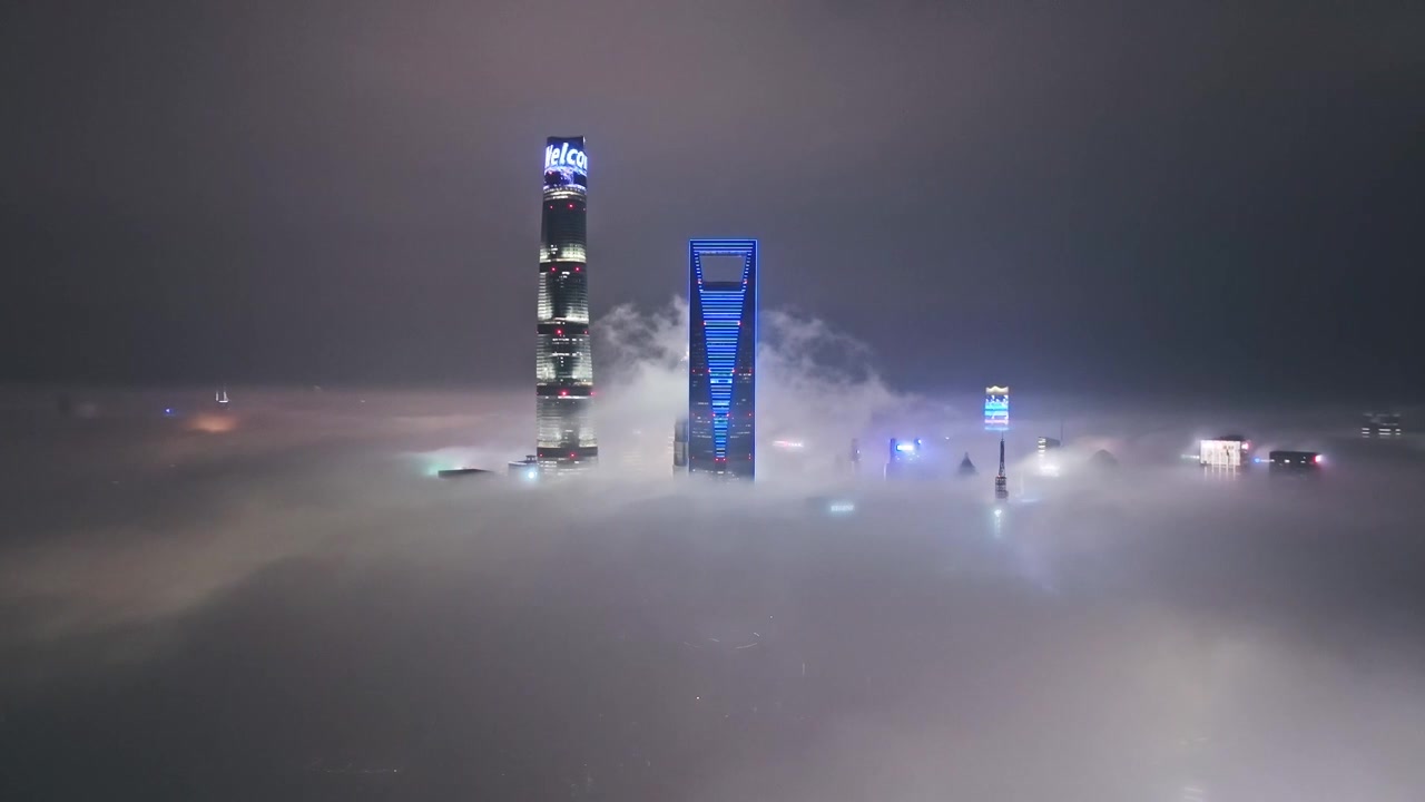 4K上海夜景云上航拍视频下载
