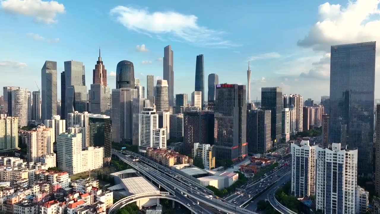 广州中山一立交城市天际线航拍视频下载
