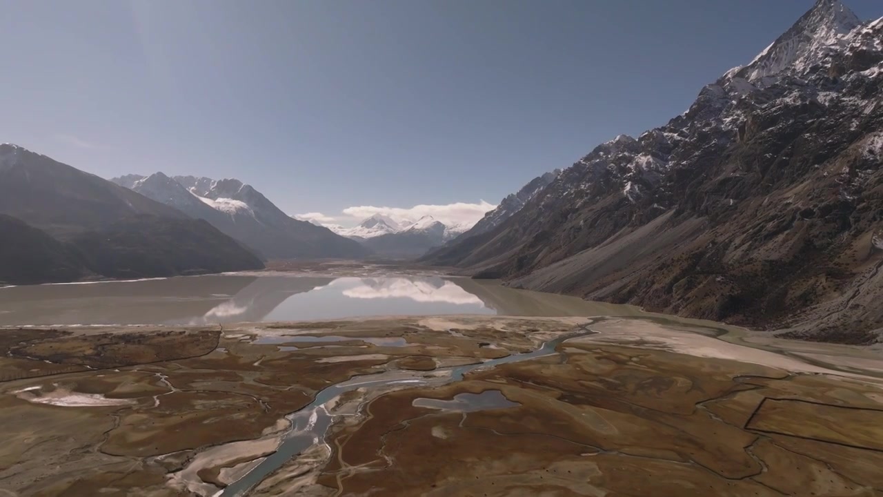 西藏青藏高原雪山高原湖泊无人区航拍视频下载