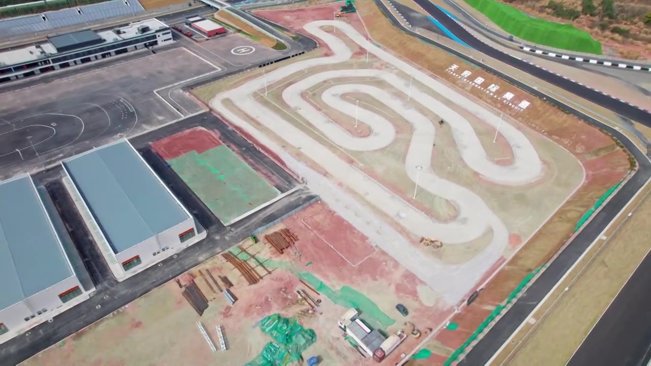成都天府国际赛道赛车场车道跑道航拍空镜视频下载