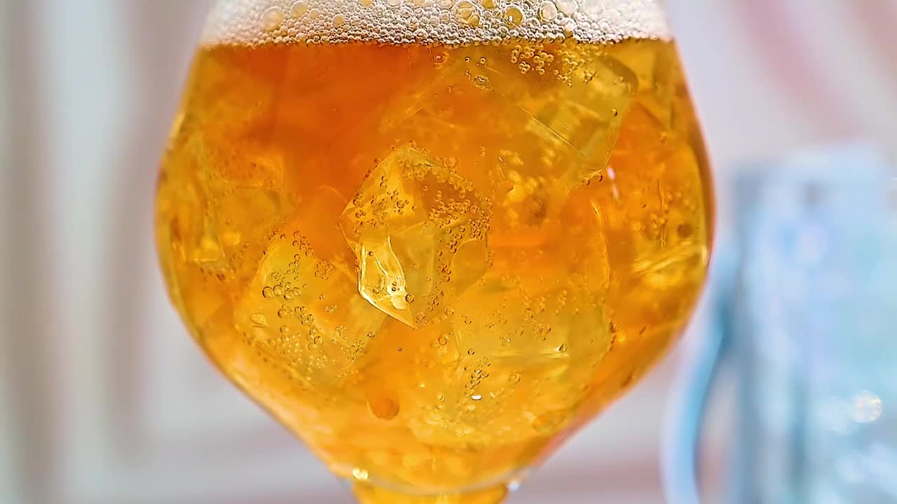 夏季冷饮冰镇啤酒合集视频下载