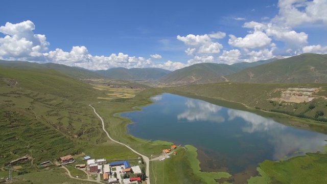 甘孜卡萨湖风光视频素材