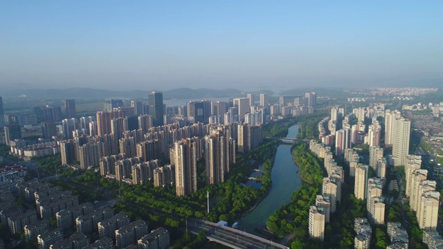 The beijing-hangzhou grand canal in wuxi section of the city视频下载