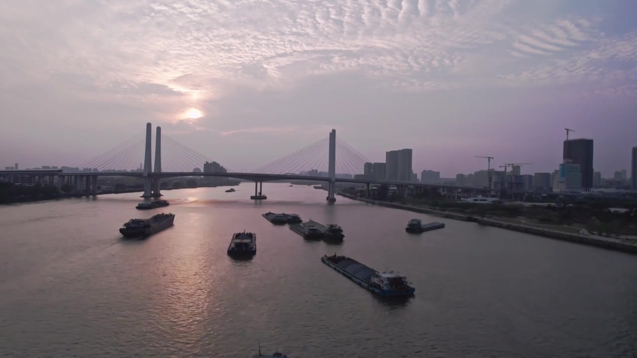航拍广州番禺洛溪大桥视频下载