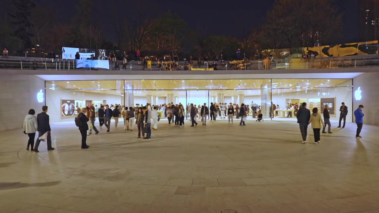 上海静安寺广场apple静安苹果游客人流视频下载