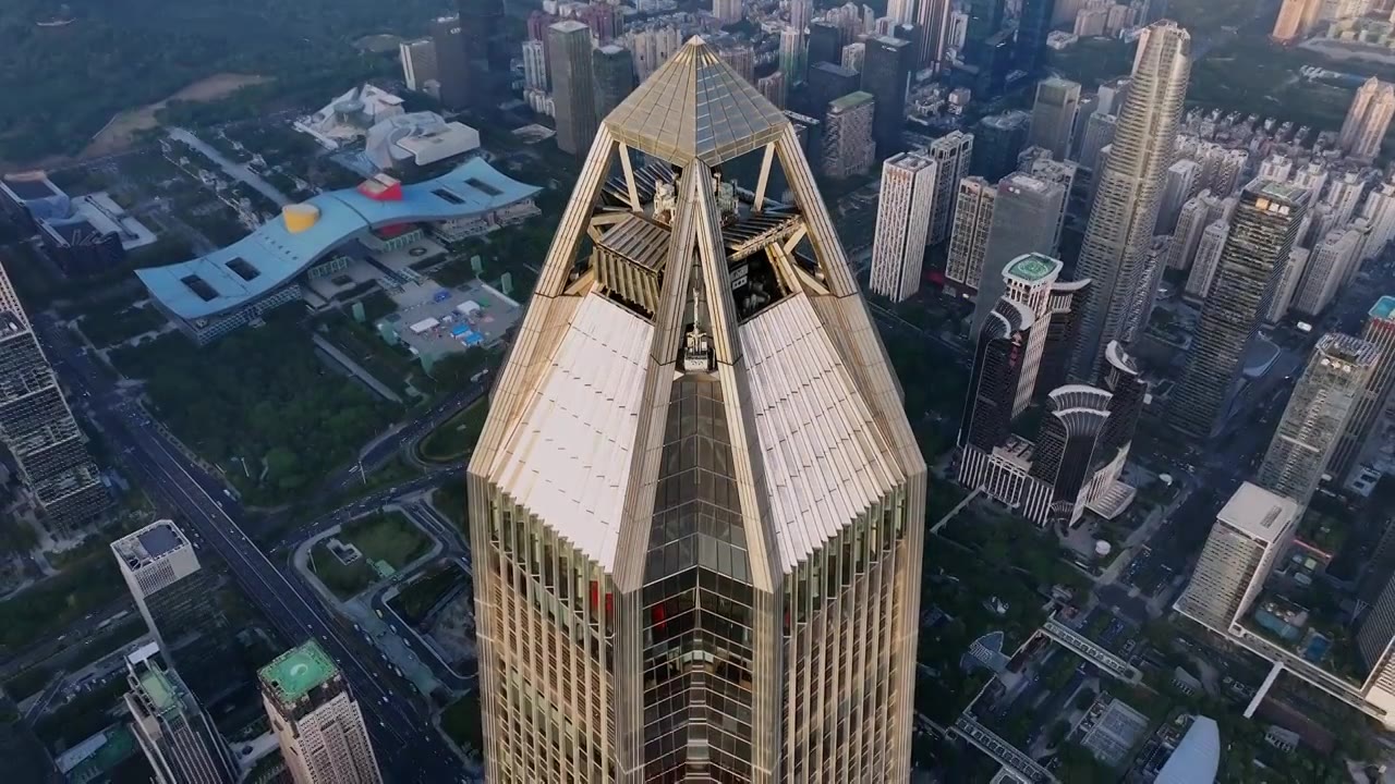 中国广东深圳平安大厦建筑航拍视频下载