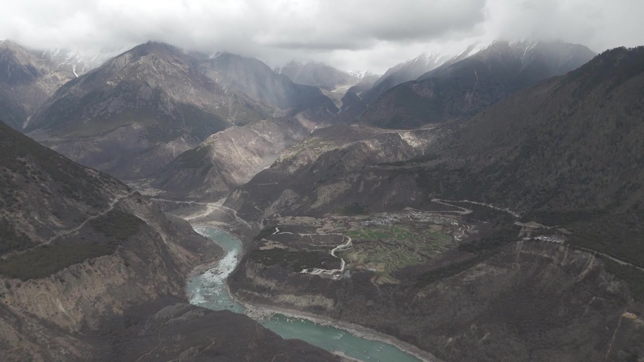 雅鲁藏布大峡谷视频下载