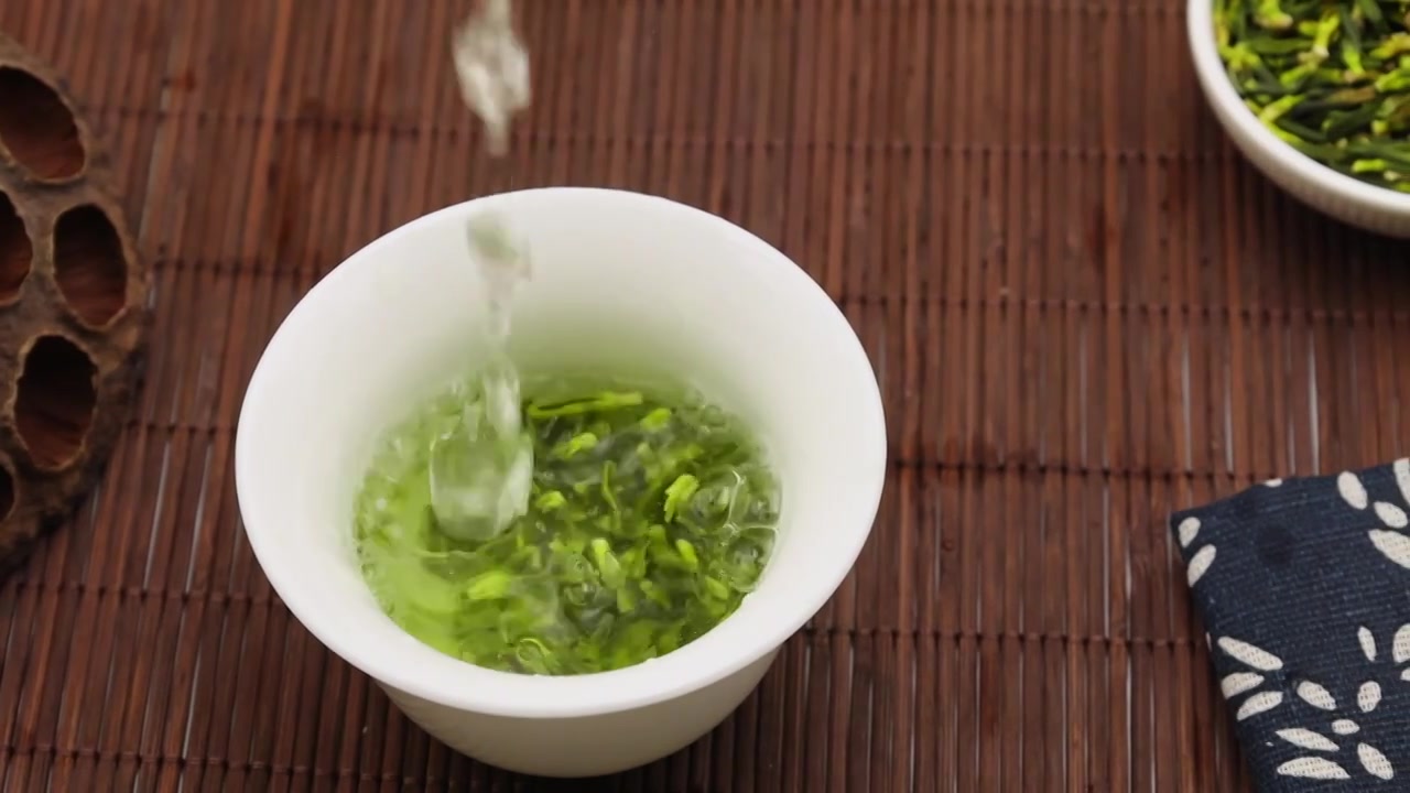 中草药 莲子心茶 茶文化的棚拍视频下载