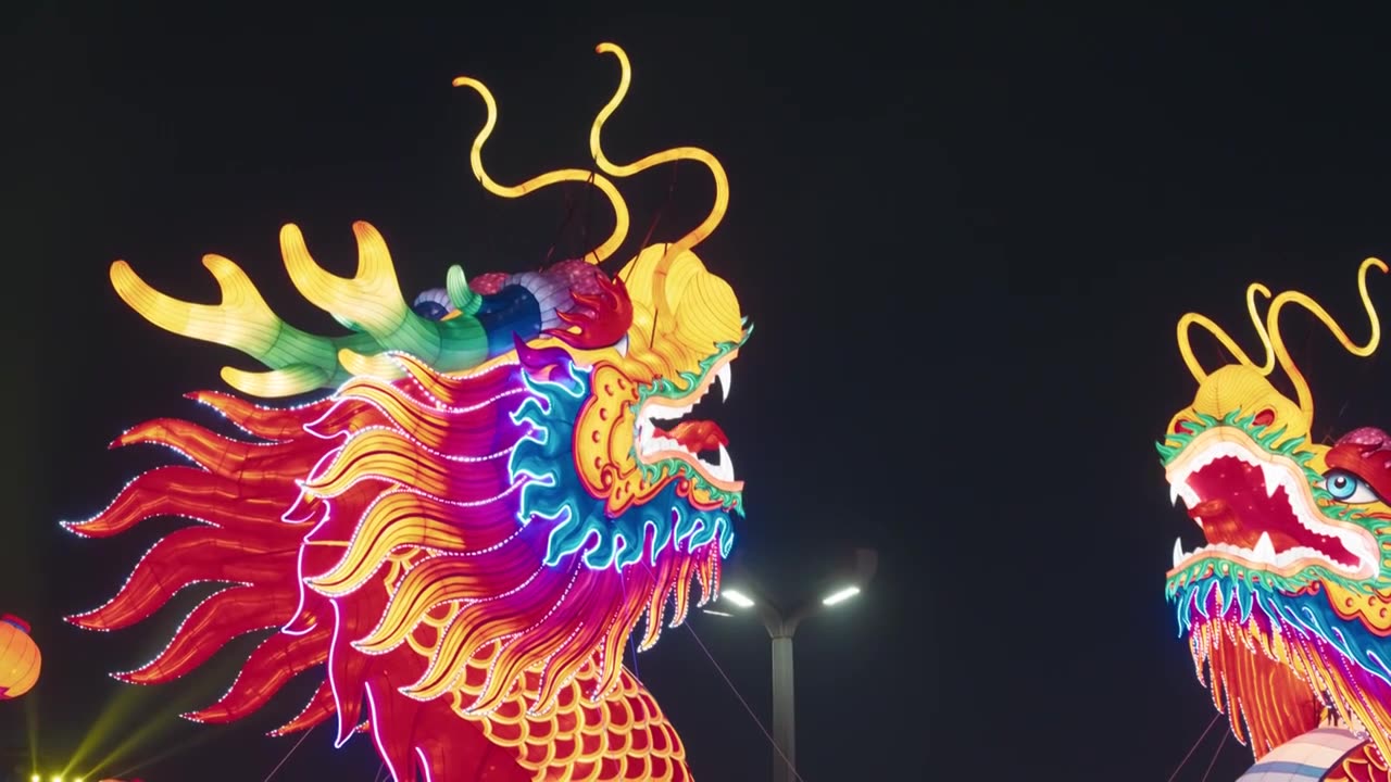 西安城墙新春灯会装饰视频下载