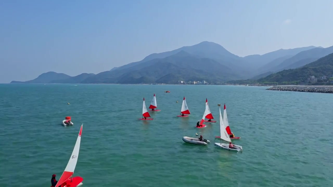 深圳大鹏新区海上帆船比赛视频素材