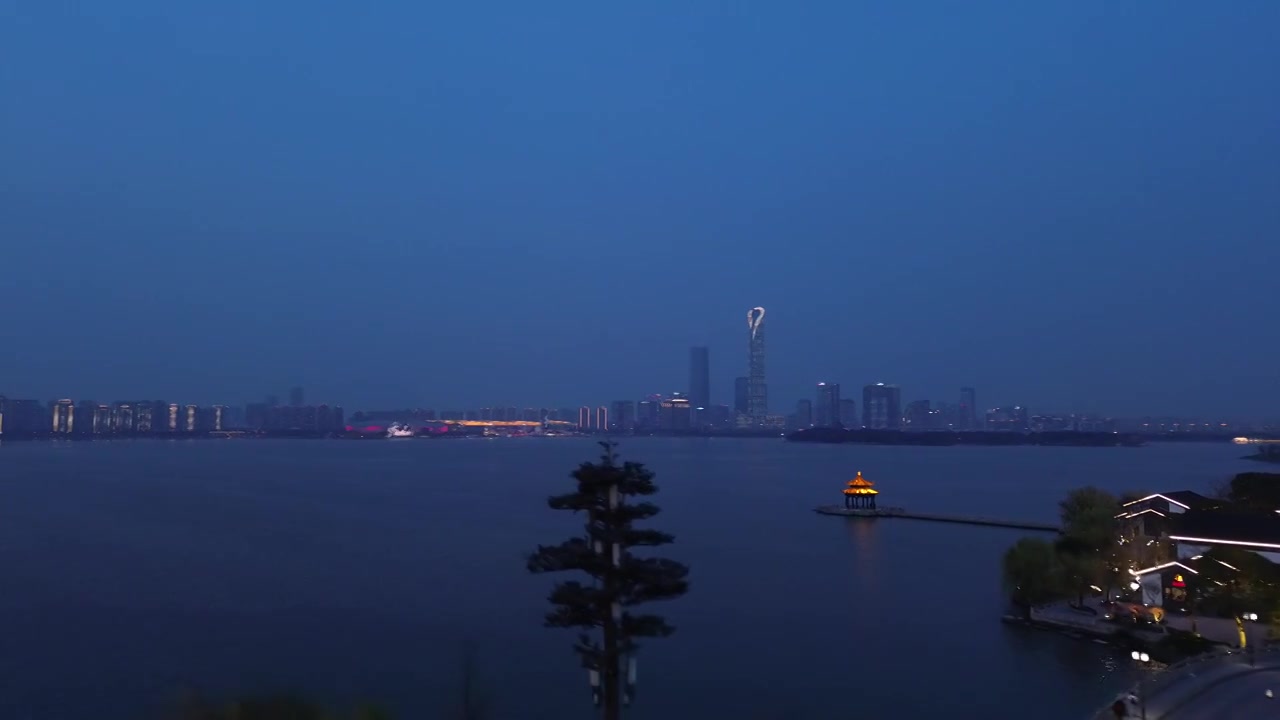 金鸡湖李公堤夜景航拍视频下载