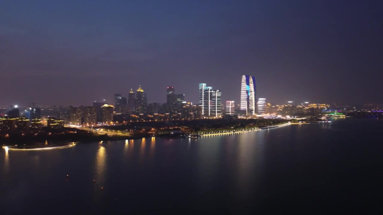金鸡湖李公堤夜景航拍视频素材