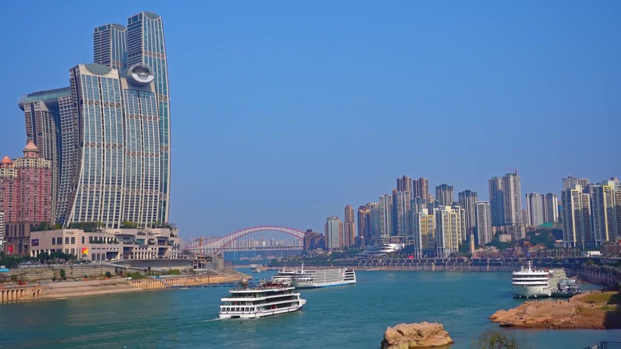 重庆游船与轻轨风光 江景视频素材