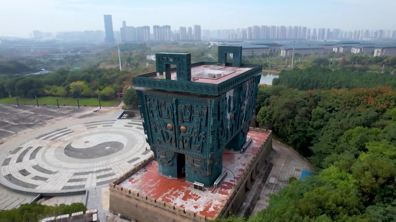 南昌瓷板画艺术博物馆巨鼎建筑风光航拍视频下载