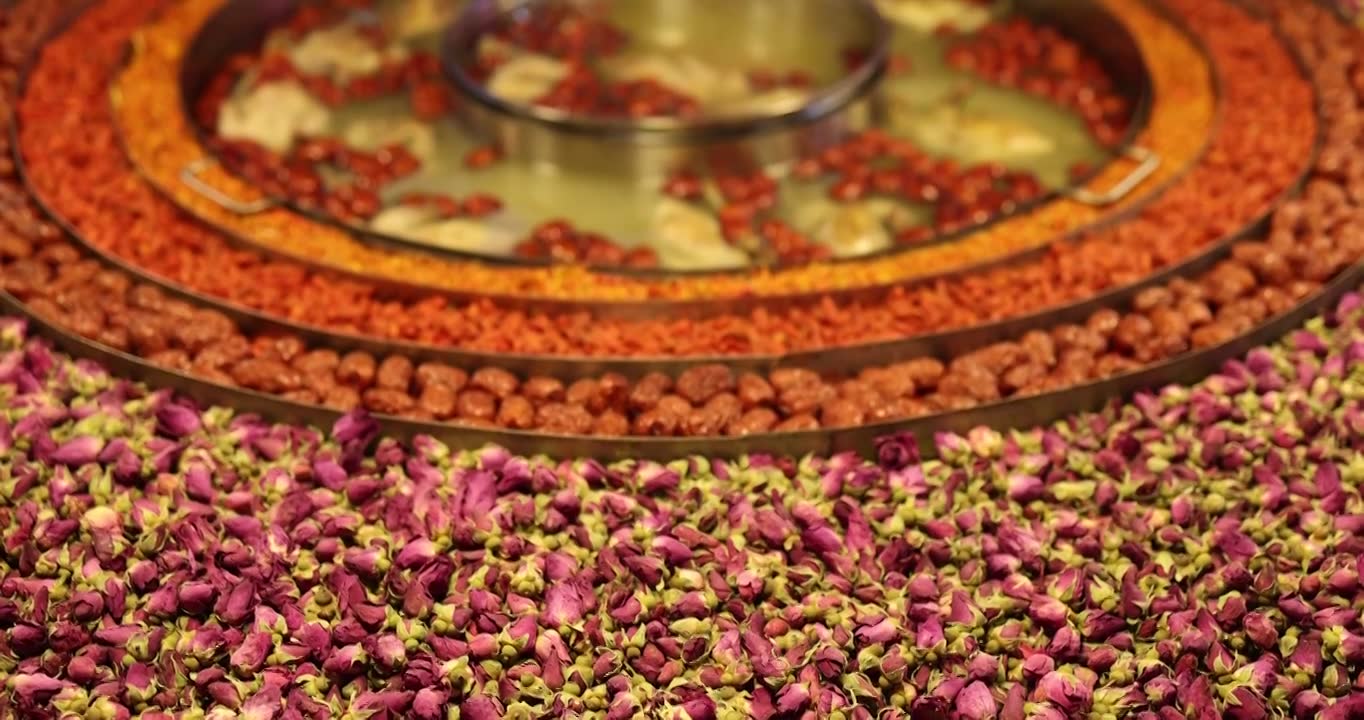 美味的玫瑰鸽子汤 喀什夜市新疆特色美食视频下载