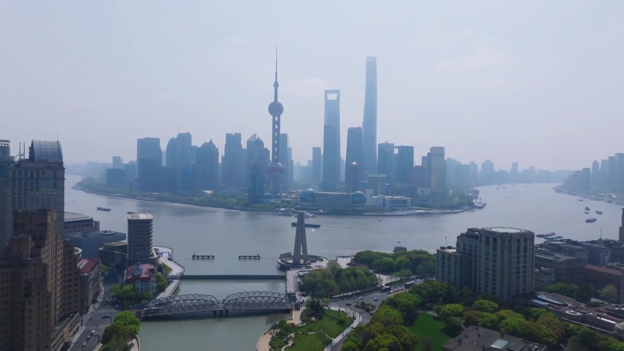 航拍上海浦东新区外滩城市风光视频下载