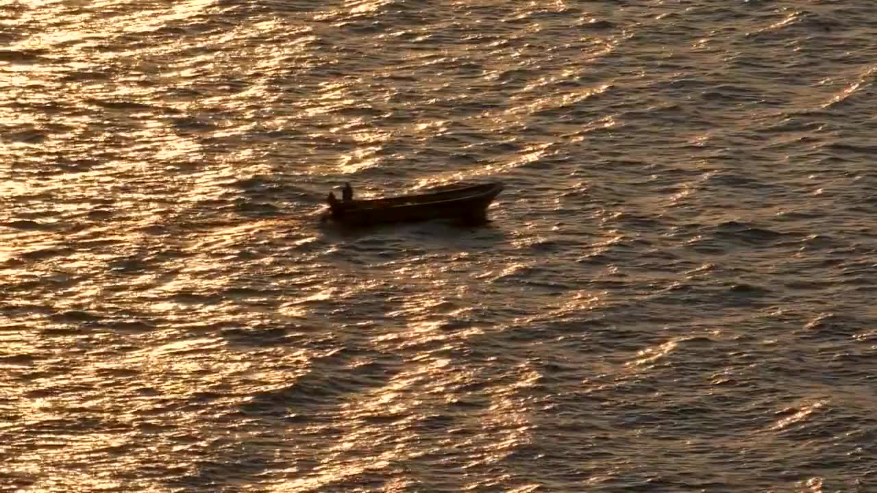 大海渔船慢镜头视频下载