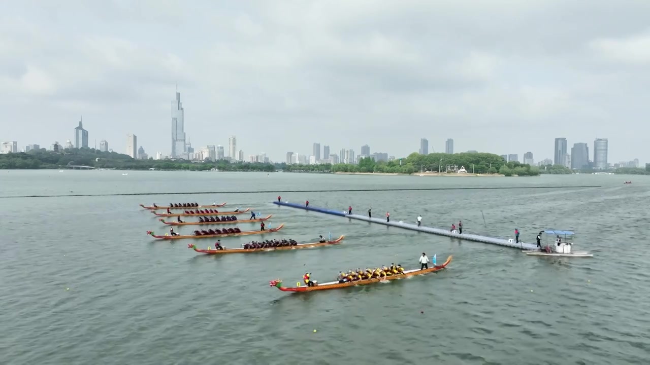 南京玄武湖端午节划龙舟比赛，端午龙舟赛航拍视频下载
