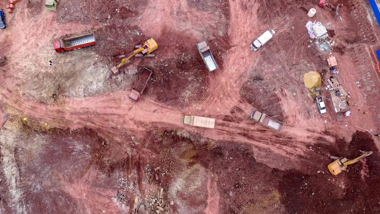 建筑 施工 工地 土石方 工程 现场 挖掘机 运输 机械 延时摄影视频下载