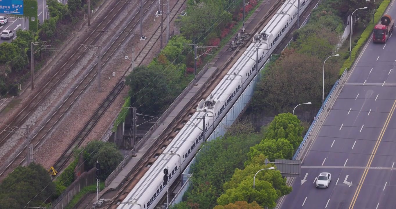 江苏省无锡市火车站京沪铁路高铁运输画面视频下载