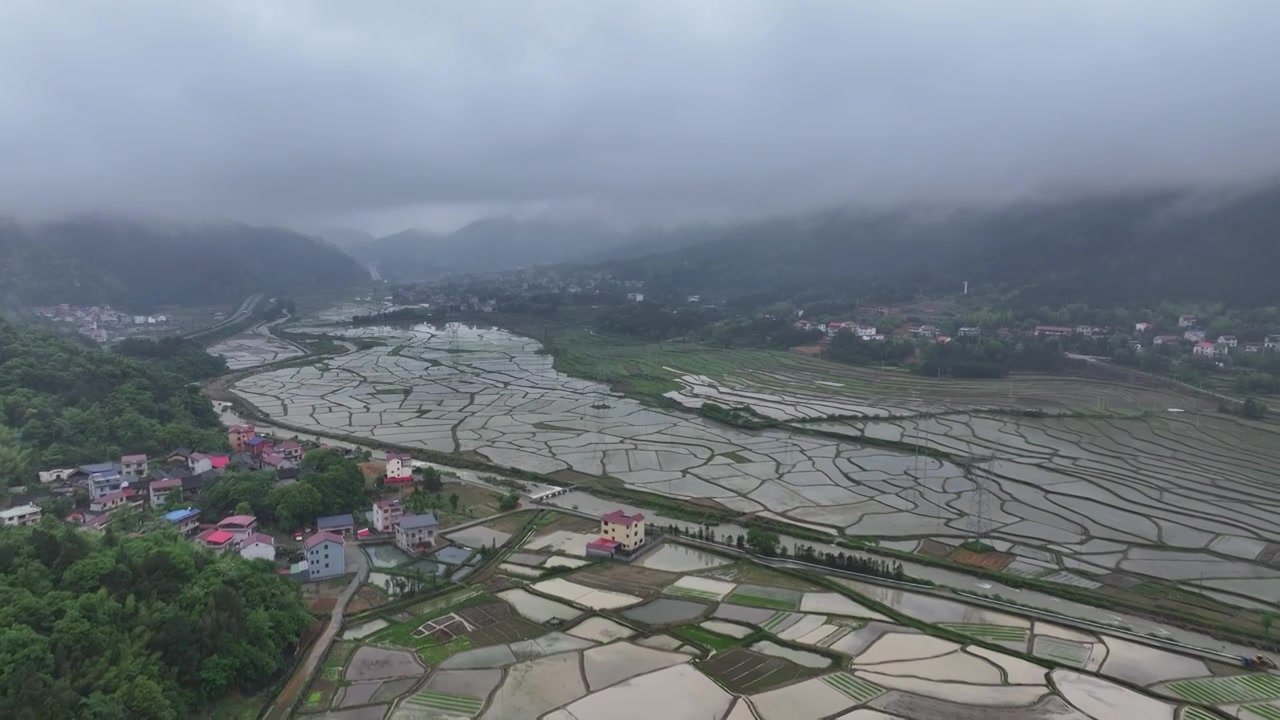 湖南省永州市二广高速阳明山服务区航拍视频下载