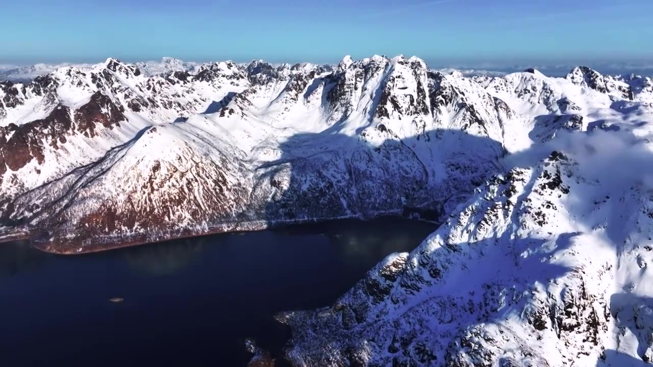 4K航拍挪威斯沃尔韦尔雪景美景视频素材