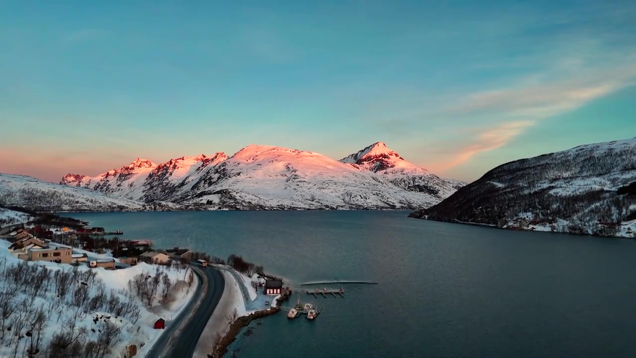 4K航拍北欧挪威特罗姆瑟雪景风光视频素材