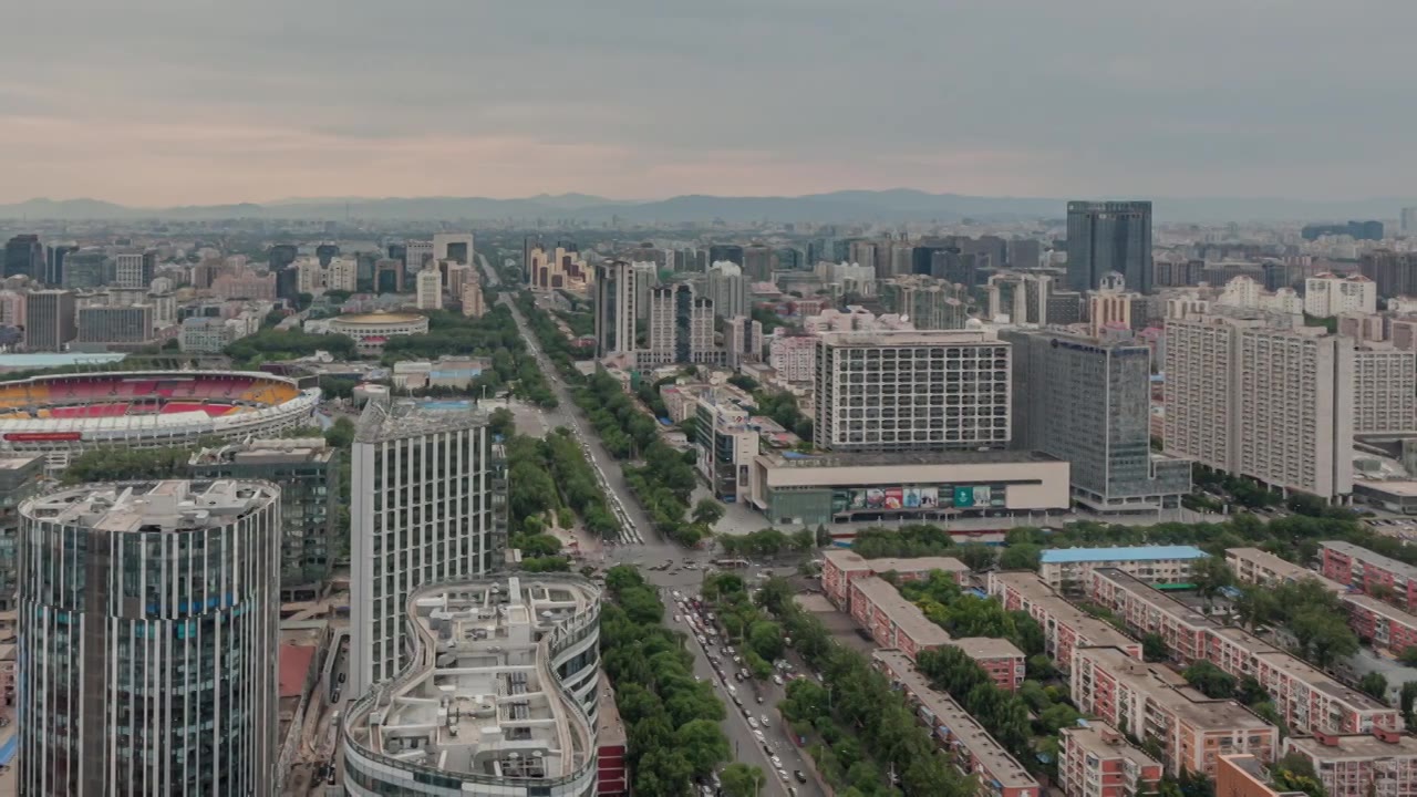 中国北京市城市风光：三里屯地区视频素材