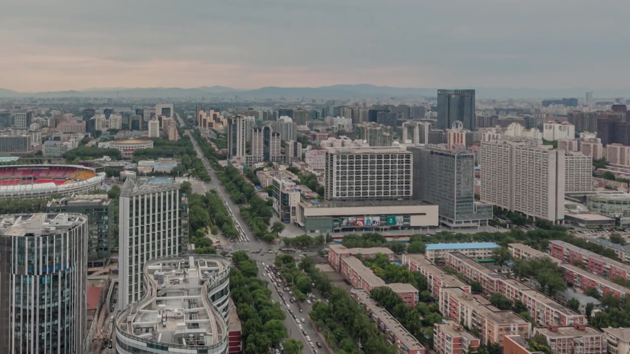 中国北京市城市风光：三里屯地区视频素材