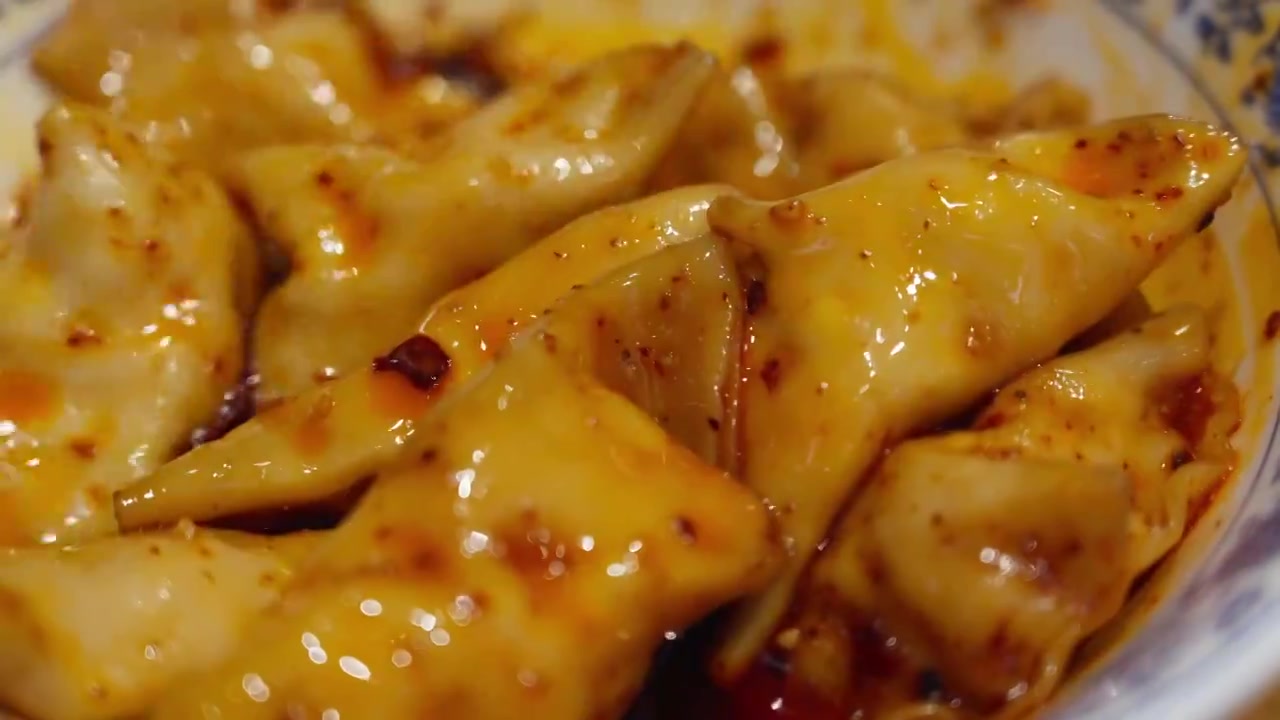红油水饺美食小吃特写视频下载