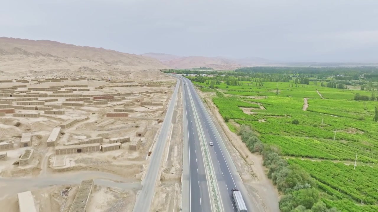 新疆吐鲁番葡萄沟HDR航拍视频下载