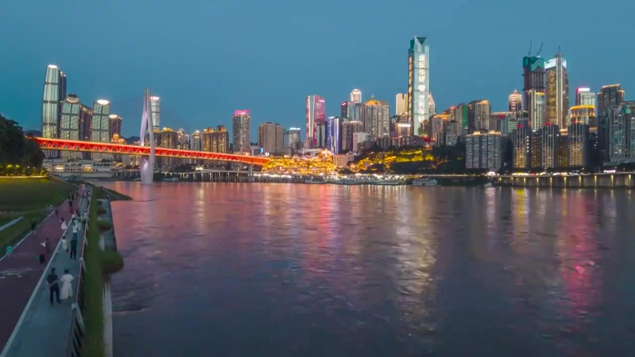 重庆千厮门大桥 洪崖洞夜景移动延时摄影视频下载