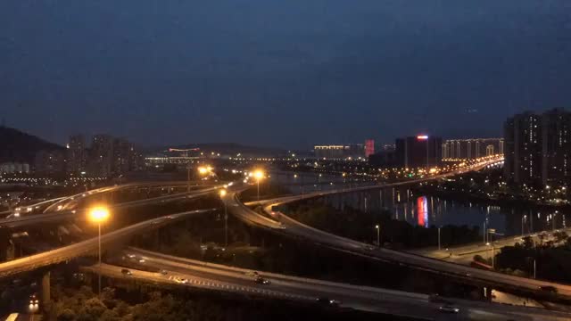 中国福州道路交通夜景延时视频素材