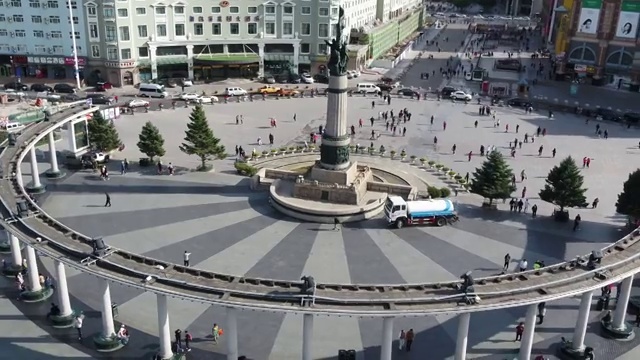 哈尔滨防洪纪念塔夏季航拍素材视频下载