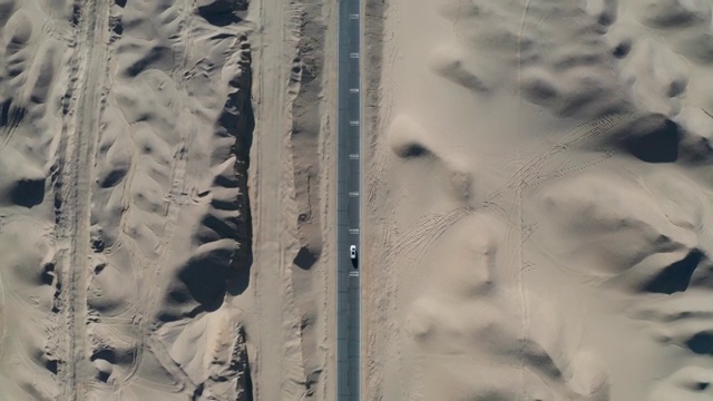 沙漠无人区315国道航拍视频素材